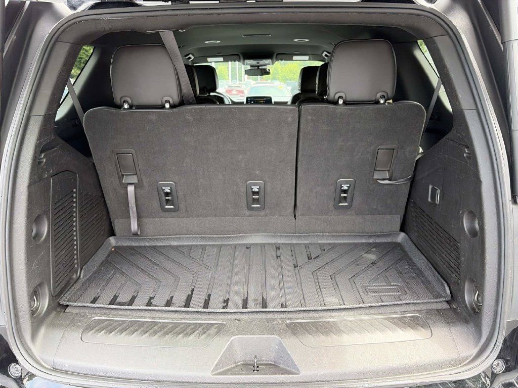 Used 2023 Chevrolet Tahoe LT AWD/4WD image 11