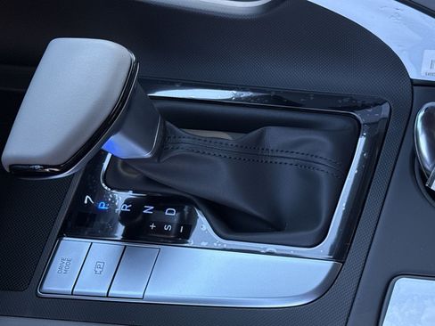 New 2026 Hyundai Elantra Sport FWD image 20