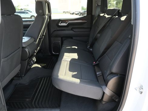 Used 2025 Chevrolet Silverado 1500 LT AWD/4WD image 31