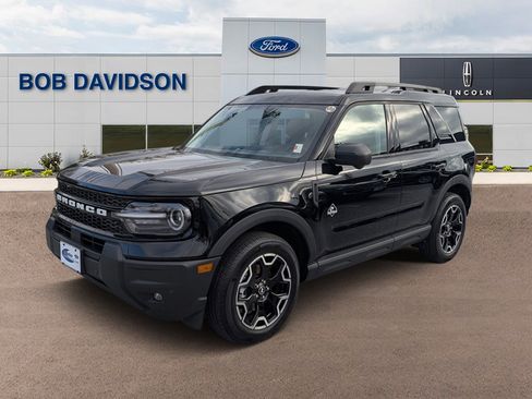 Certified 2025 Ford Bronco Sport Outer Banks w/ Outer Banks Tech Package+ image 1