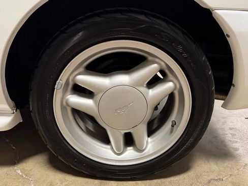 Used 1995 Ford Mustang GT RWD image 37