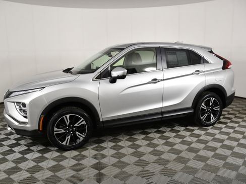 Used 2024 Mitsubishi Eclipse Cross SE image 9