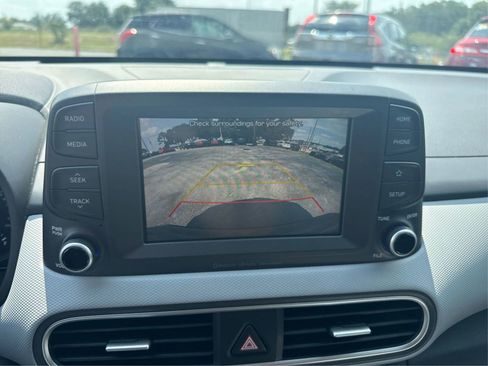 Used 2019 Hyundai Kona SEL FWD image 23