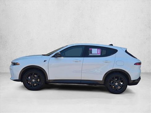 Used 2024 Dodge Hornet R/T w/ R/T Blacktop Package AWD/4WD image 8