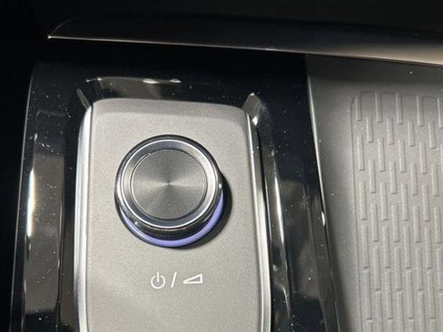 New 2026 Buick Enclave Sport Touring w/ Power Package image 27