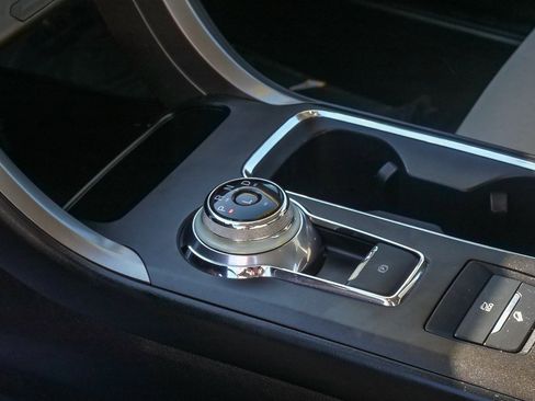 Used 2018 Ford Fusion S image 18