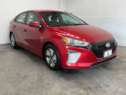Used 2019 Hyundai Ioniq Blue FWD image 3