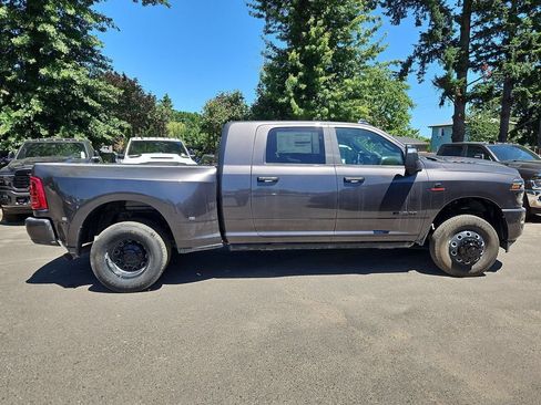 New 2026 RAM 3500 Laramie AWD/4WD image 8