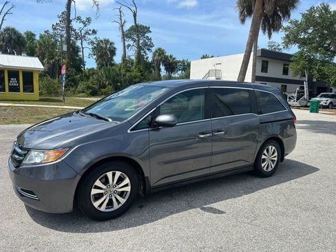 Used 2014 Honda Odyssey EX-L image 3