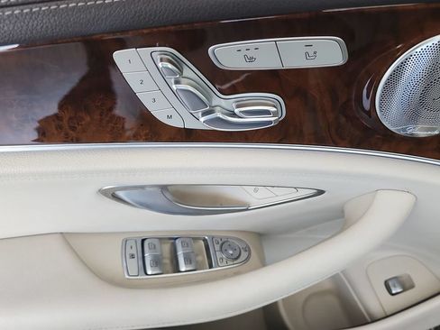 Used 2019 Mercedes-Benz E 450 4MATIC Wagon image 23