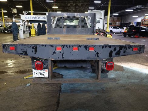 Used 2019 Ford F550 4x4 Regular Cab Super Duty image 5