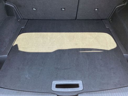 Used 2025 Nissan Rogue SV AWD/4WD image 21