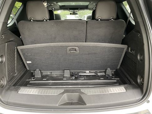 Used 2022 Chevrolet Tahoe RST w/ Sport Performance Package image 31