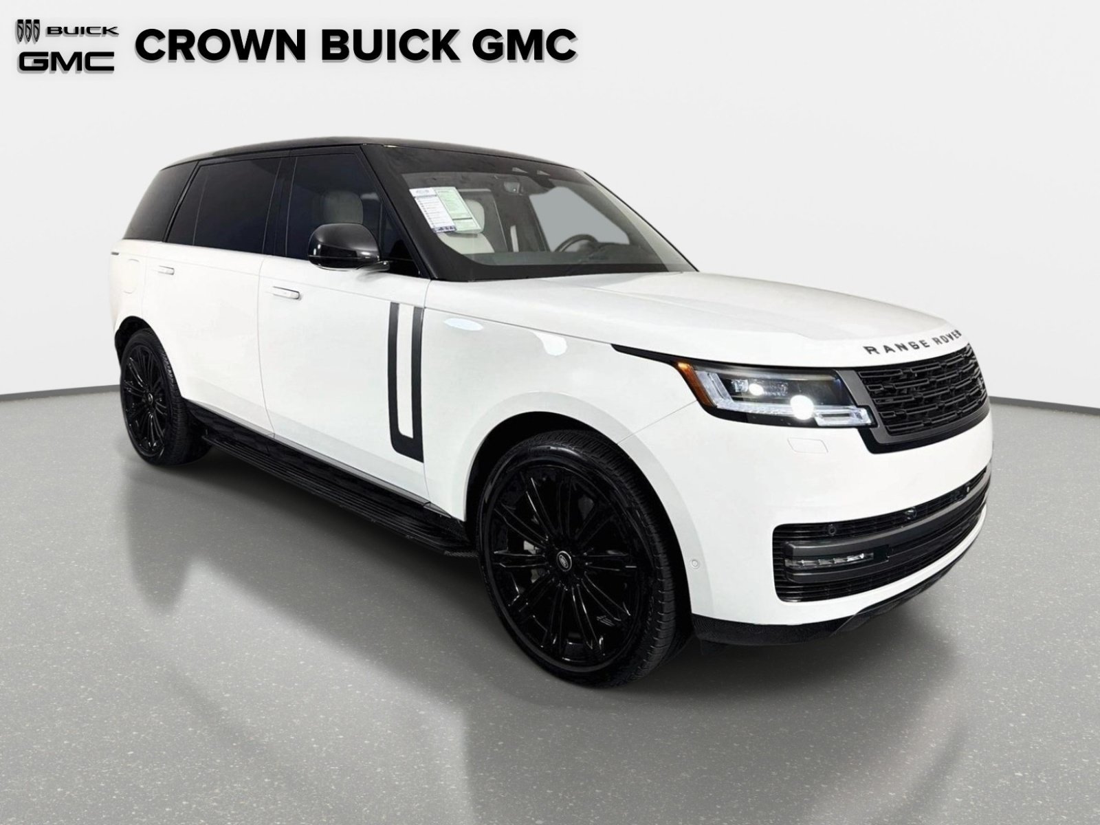 Used 2025 Land Rover Range Rover Long Wheelbase SE AWD/4WD image 3