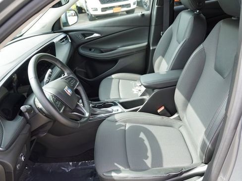 Used 2025 Buick Encore GX Preferred FWD image 15