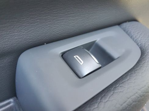 New 2026 GMC Yukon Denali w/ Sun & Power Step Package image 13