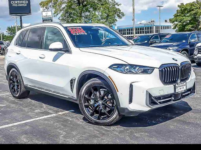 Used 2024 BMW X5 xDrive40i AWD/4WD image 3