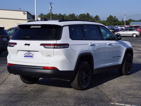New 2026 Jeep Grand Cherokee L 2WD image 6