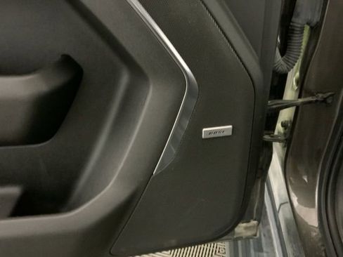 Used 2021 Chevrolet Suburban High Country w/ Premium Package image 47