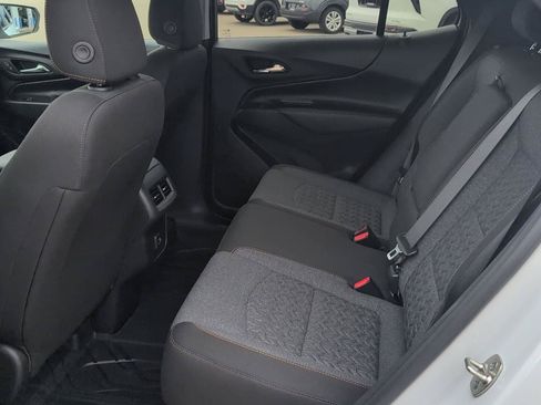 Used 2024 Chevrolet Equinox LT AWD/4WD image 7