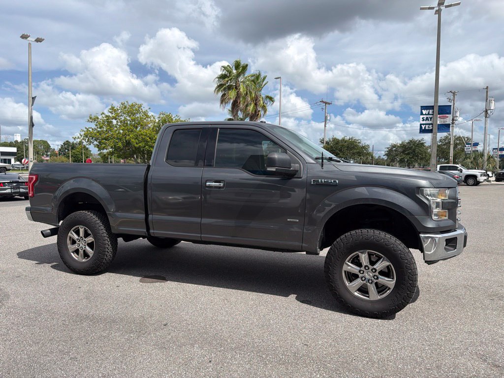 Used 2017 Ford F150 XLT w/ Equipment Group 302A Luxury RWD image 13