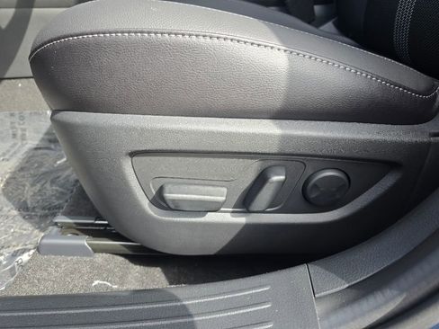 New 2025 MAZDA CX-50 AWD 2.5 S w/ Preferred Package image 16