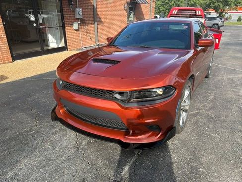 Used 2022 Dodge Charger R/T RWD image 2