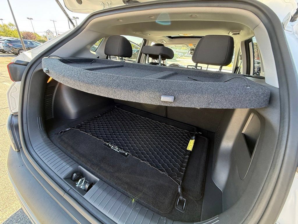Certified 2023 Hyundai Kona SEL w/ Convenience Package AWD/4WD image 36
