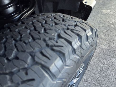 New 2025 Ford Bronco Raptor AWD/4WD image 13