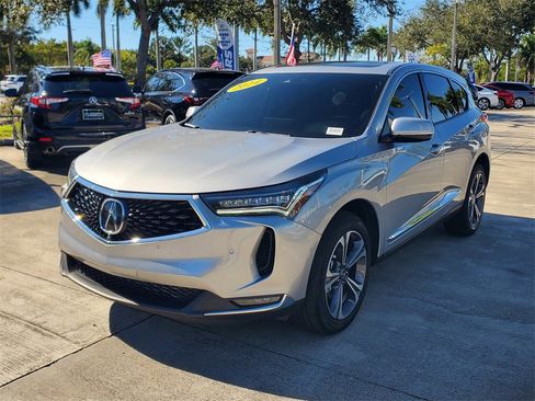 Used 2024 Acura RDX SH-AWD w/ Advance Package image 3