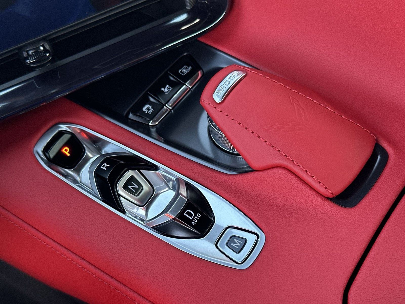 Used 2025 Chevrolet Corvette Stingray Preferred Cpe w/ Stealth Interior Trim Package RWD image 23