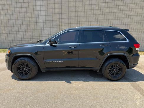 Used 2014 Jeep Grand Cherokee Laredo w/ Quick Order Package 23E AWD/4WD image 8