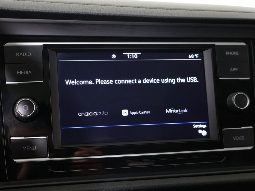 Used 2020 Volkswagen Jetta SE w/ SE Cold Weather Package FWD image 46