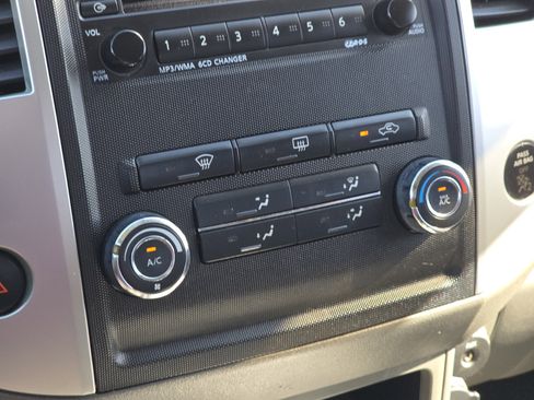 Used 2012 Nissan Frontier SV w/ Sport Appearance Pkg image 26