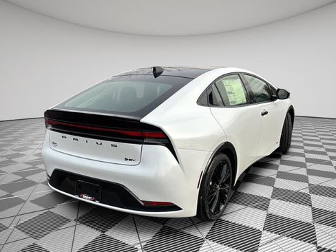 New 2026 Toyota Prius AWD image 21
