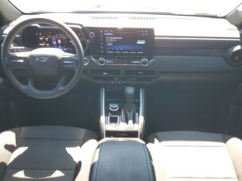 Used 2024 Chevrolet Colorado Trail Boss w/ Advanced Trailering Package AWD/4WD image 5