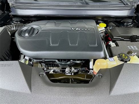 Used 2022 Jeep Cherokee Latitude Lux image 23