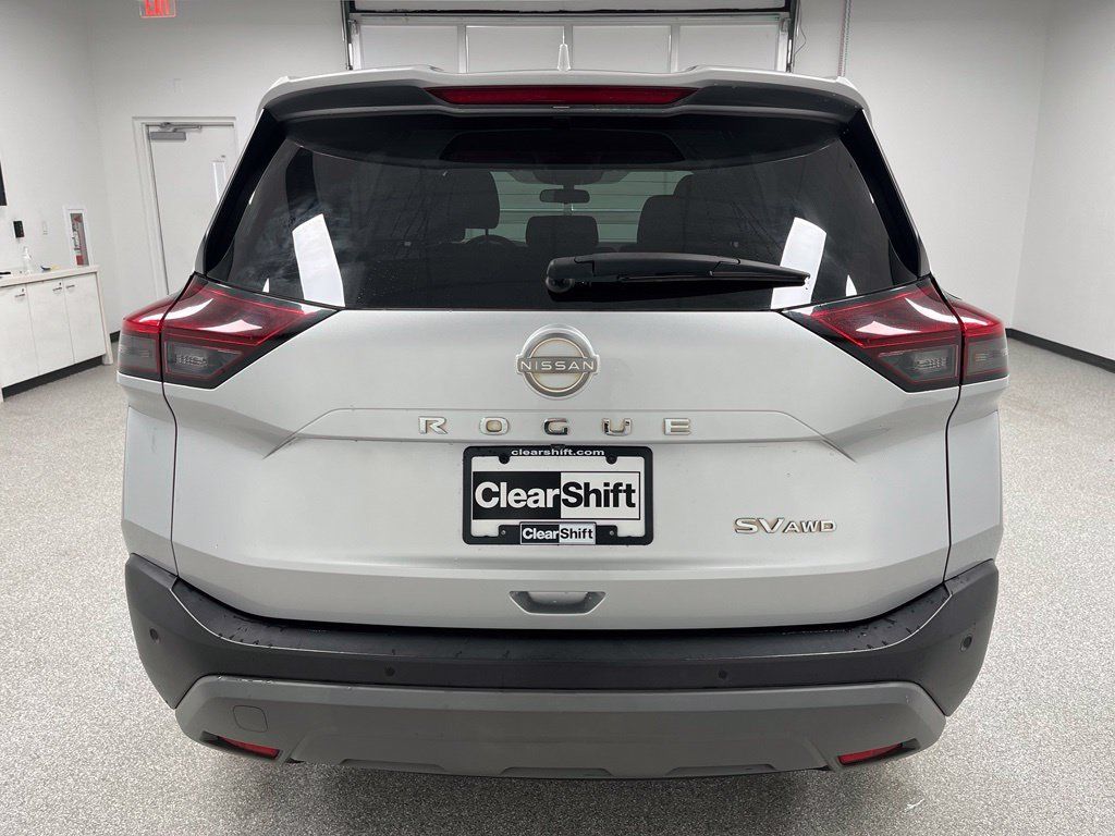 Used 2023 Nissan Rogue SV AWD/4WD image 9