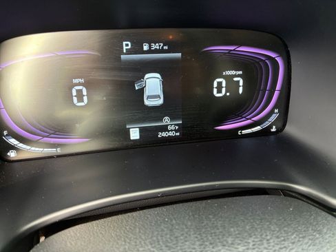 Used 2025 Kia Soul LX w/ LX Technology Package image 38