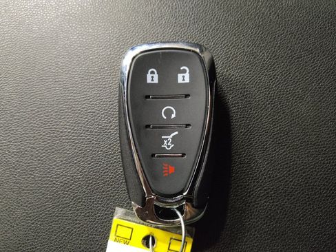 Used 2020 Chevrolet Equinox LT AWD/4WD image 32