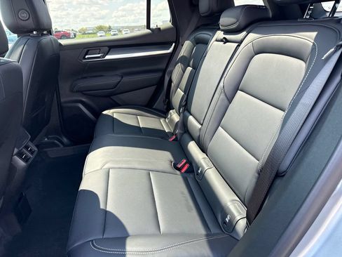 New 2026 GMC Terrain Elevation w/ Elevation Premium Package AWD/4WD image 32