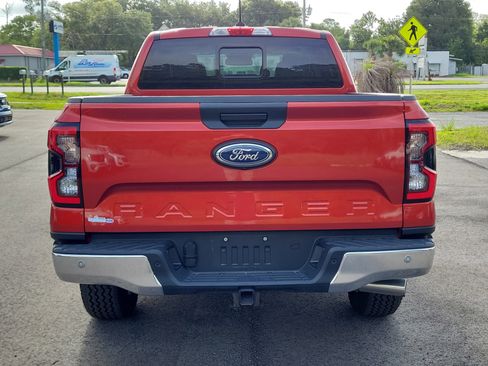 Used 2024 Ford Ranger XLT w/ FX4 Off-Road Package AWD/4WD image 5