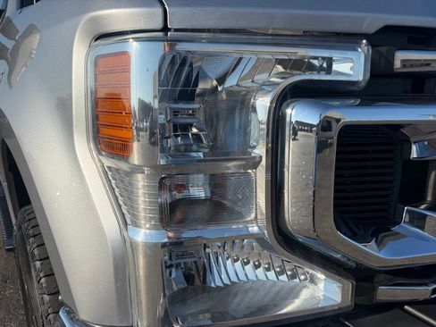 Used 2022 Ford F250 XL w/ STX Appearance Package AWD/4WD image 6