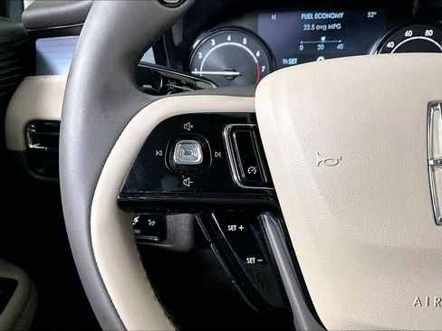 Used 2022 Lincoln Corsair FWD w/ Equipment Group 101A image 18