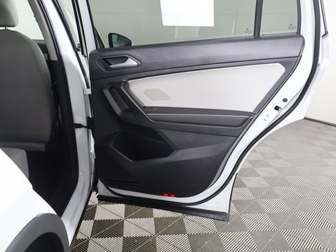 Used 2023 Volkswagen Tiguan S image 23