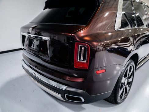 Used 2023 Rolls-Royce Cullinan AWD/4WD image 40