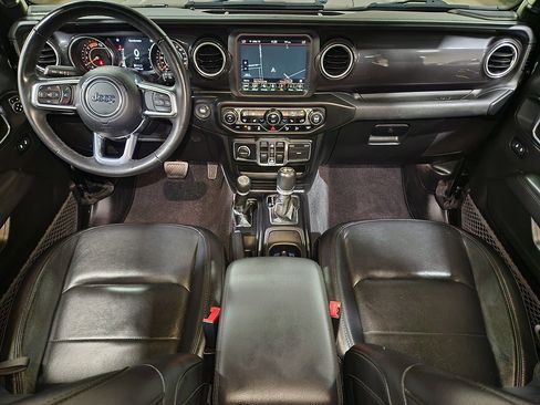 Used 2020 Jeep Wrangler Unlimited Sahara image 44