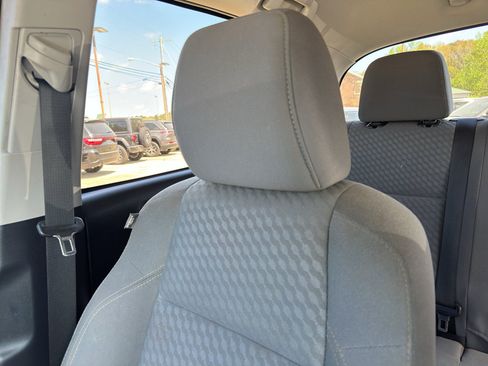 Used 2021 Toyota Tacoma SR5 AWD/4WD image 20
