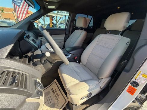 Used 2013 Ford Explorer FWD image 11