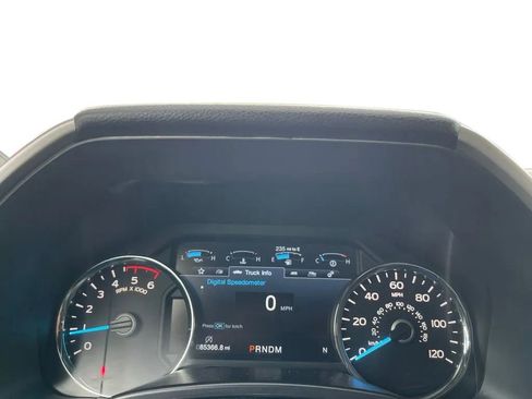 Used 2018 Ford F150 Lariat w/ Trailer Tow Package AWD/4WD image 24
